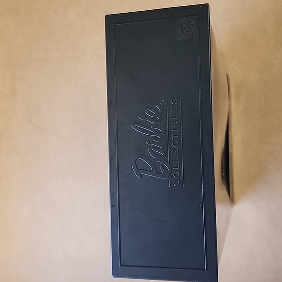 Harley-Davidson Collector Doll in Black and Silver - Picture 8 of 16